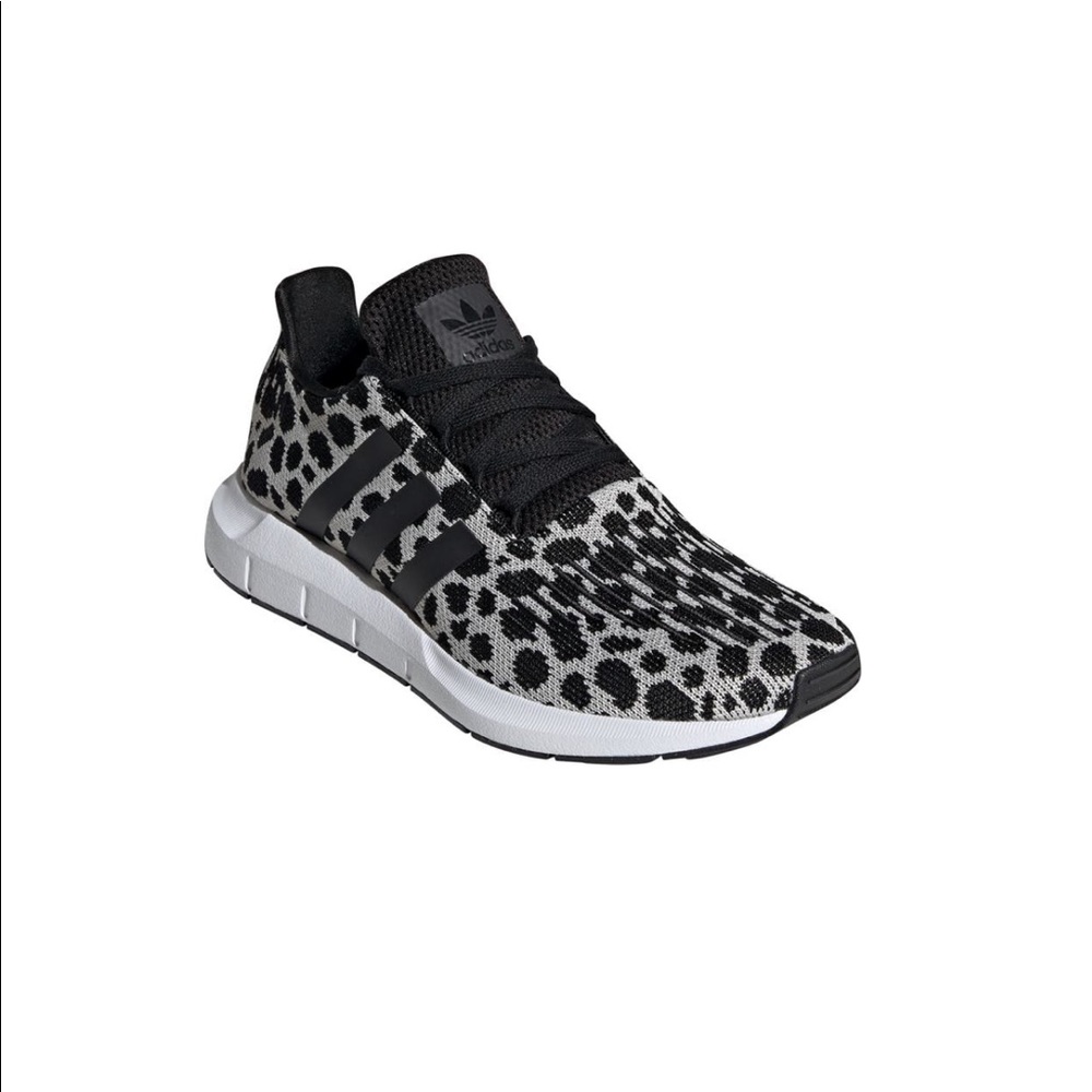 Adidas Swift Run Sneakers